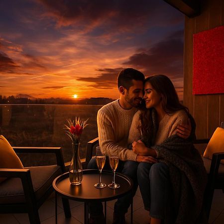 Luxury Landing Apartments Complex Qualis ブラショフ エクステリア 写真