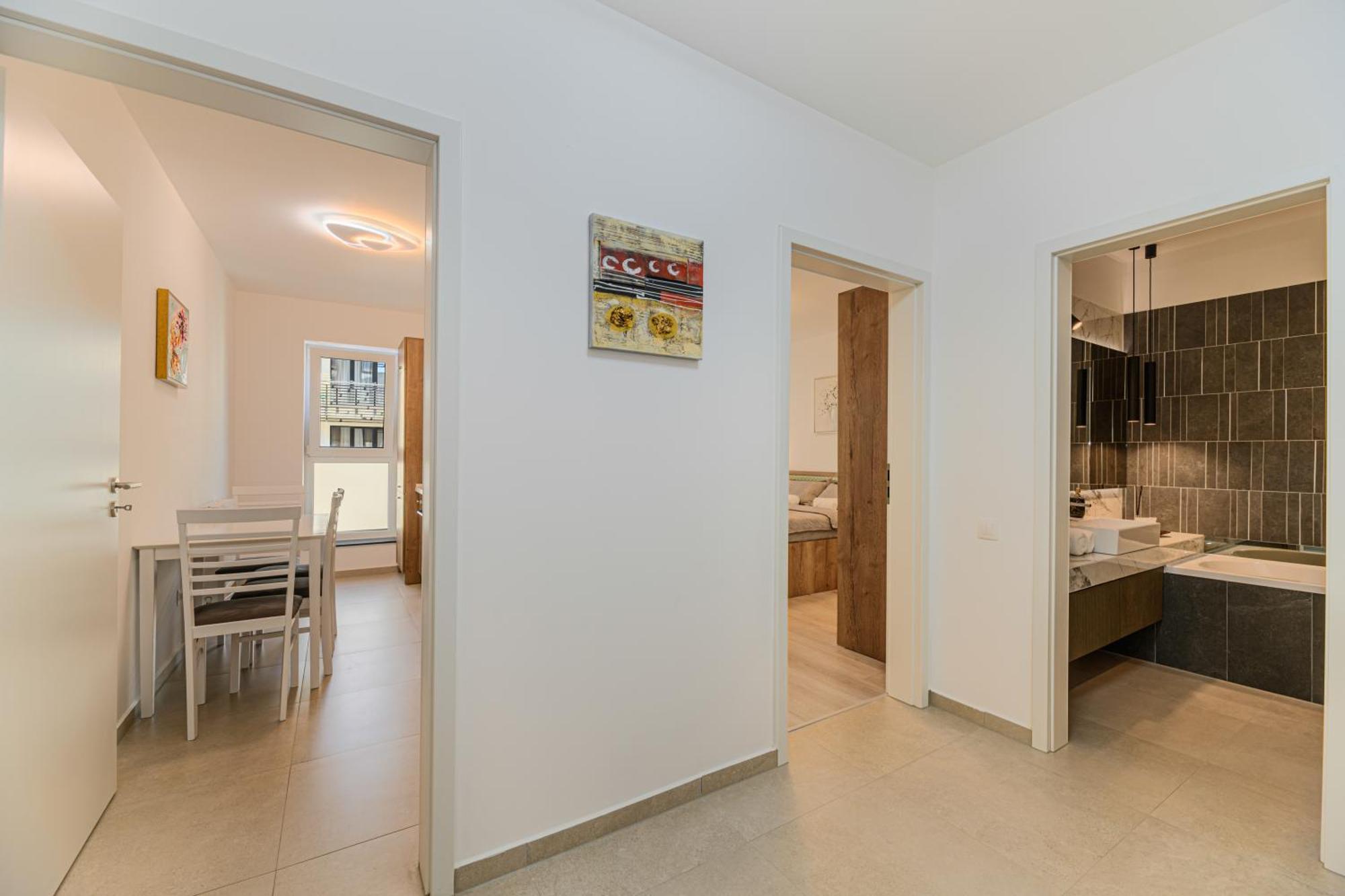 Luxury Landing Apartments Complex Qualis ブラショフ エクステリア 写真
