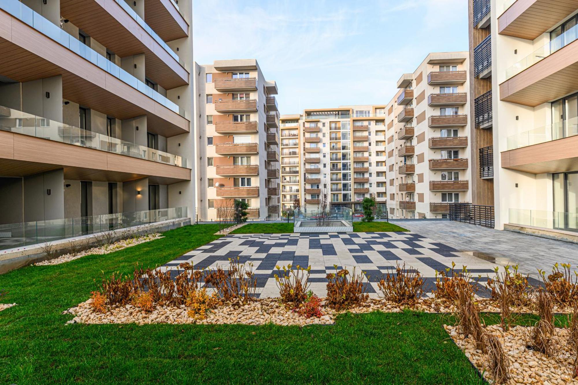 Luxury Landing Apartments Complex Qualis ブラショフ エクステリア 写真