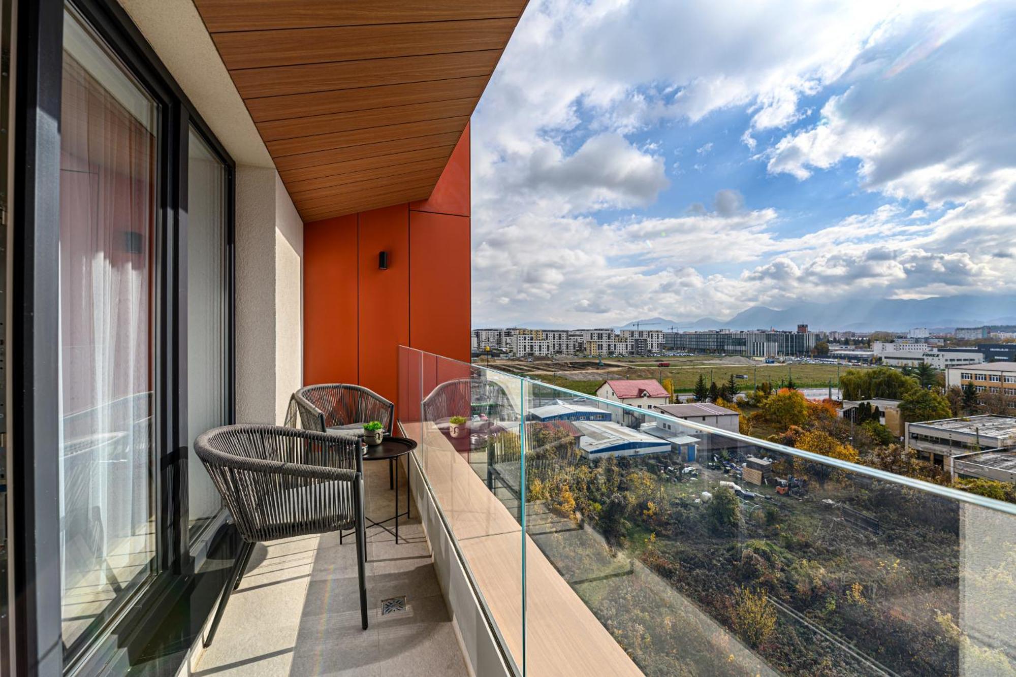 Luxury Landing Apartments Complex Qualis ブラショフ エクステリア 写真