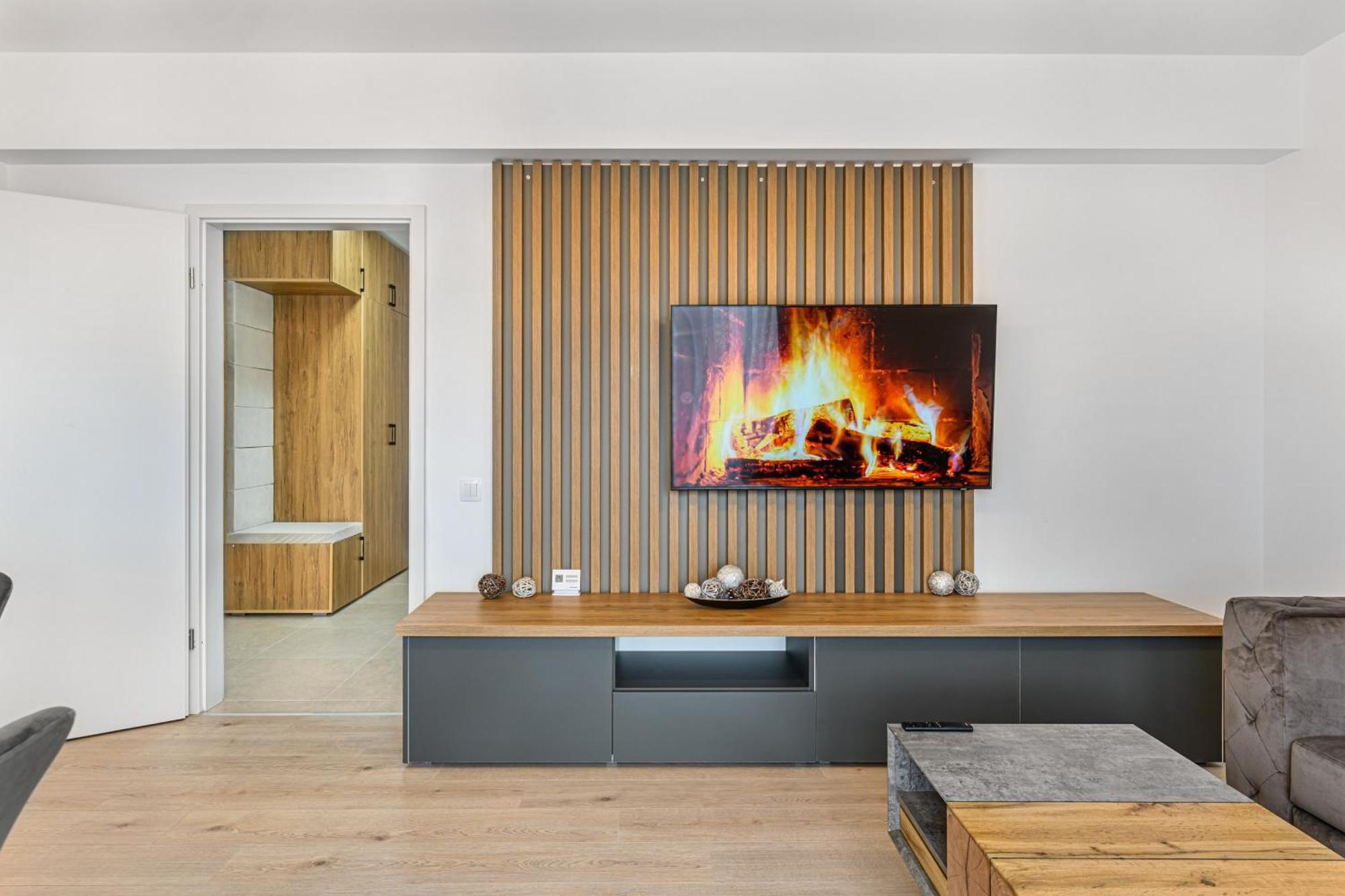 Luxury Landing Apartments Complex Qualis ブラショフ エクステリア 写真